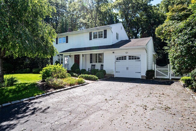 Building Photo - 40 Somerset Dr