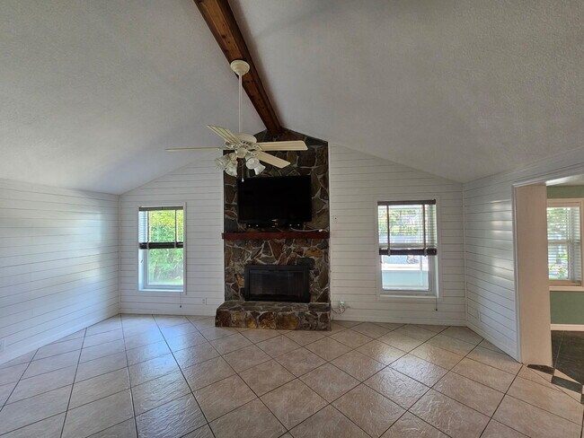 Building Photo - 7313 Hatteras Dr
