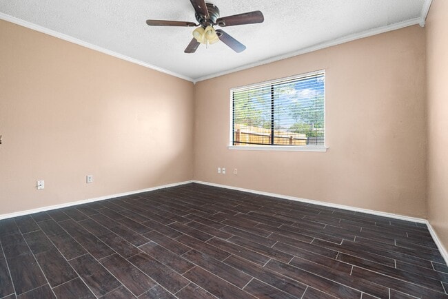 Building Photo - 5202 Gawain Dr