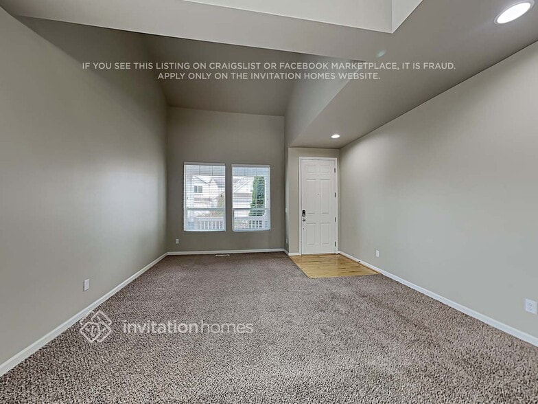 Building Photo - 2705 86th Dr NE