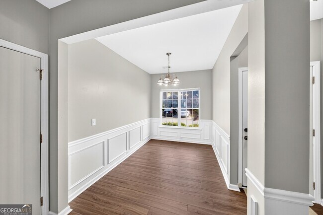 Building Photo - 4852 Tangerine Cir