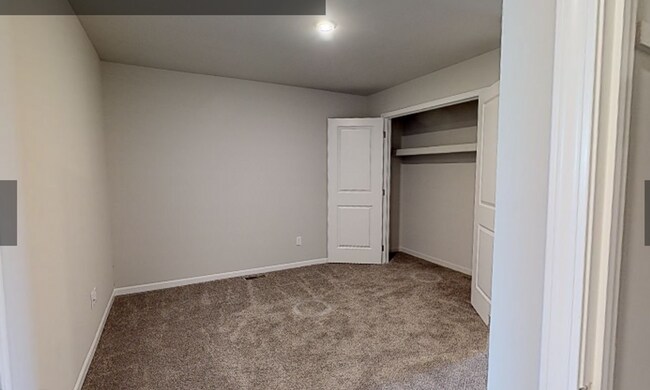 Building Photo - Mid-Town Park, LLC