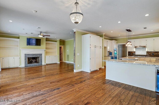 Building Photo - 132 Pine Ridge Cir