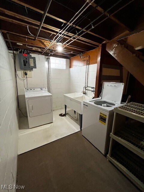 Building Photo - 32 Orchard Dr