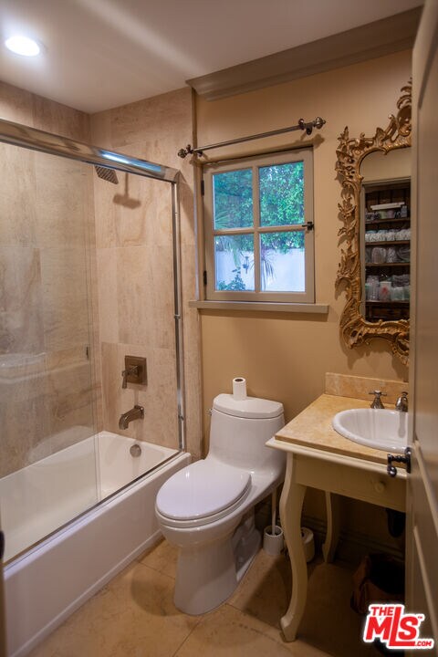 Building Photo - 3501 Caribeth Dr