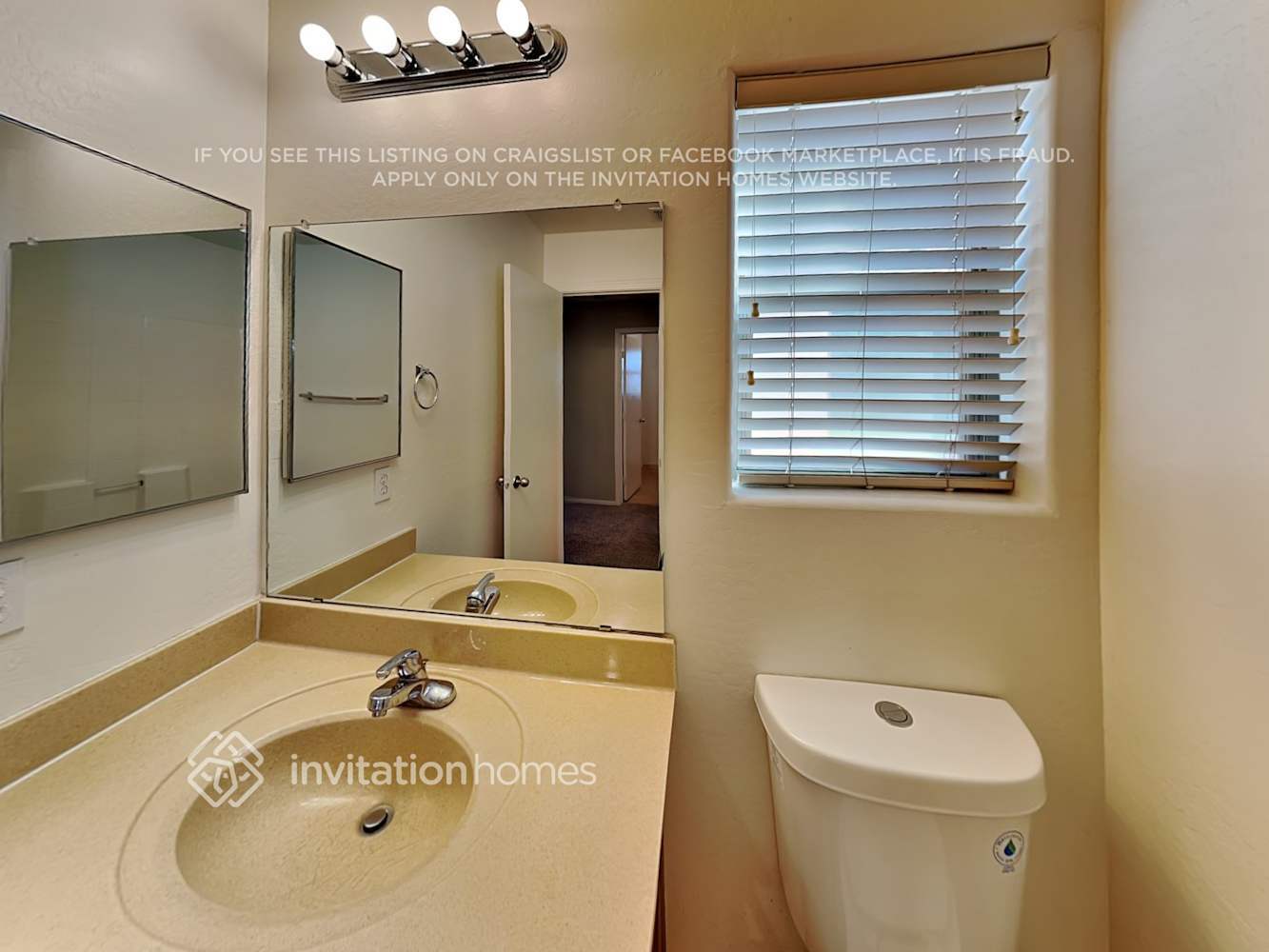 Building Photo - 7116 S 7th Ln