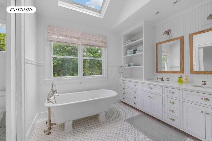 Building Photo - 8 Cedar Haven Ln