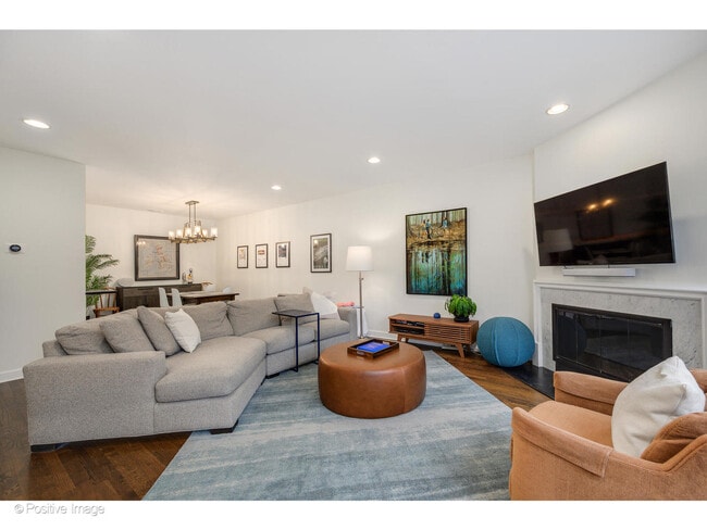 Building Photo - 150 W Eugenie St