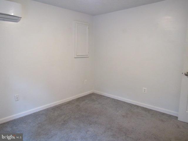 Building Photo - 248 Laurel Hill Rd