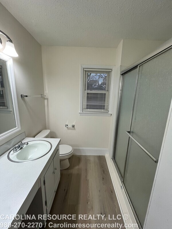 Building Photo - 4535 Dawnwood Dr