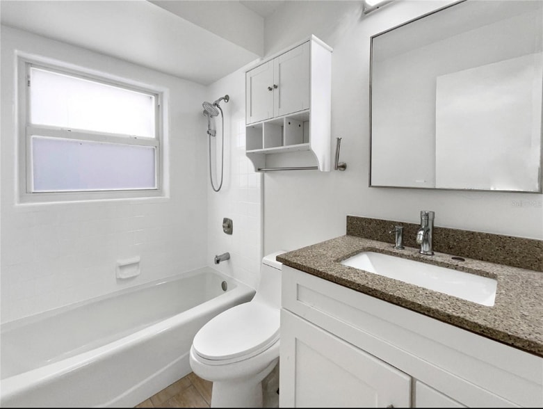 Building Photo - 23337 Olean Blvd