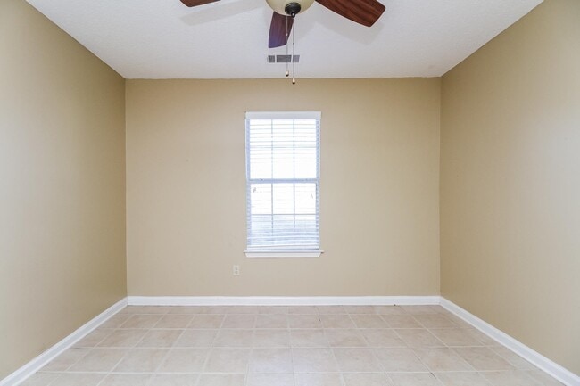 Building Photo - 4611 Chadwell Cove