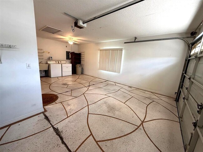 Building Photo - 17532 SE 100th Ct