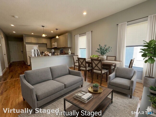 Building Photo - 105 Churchill St