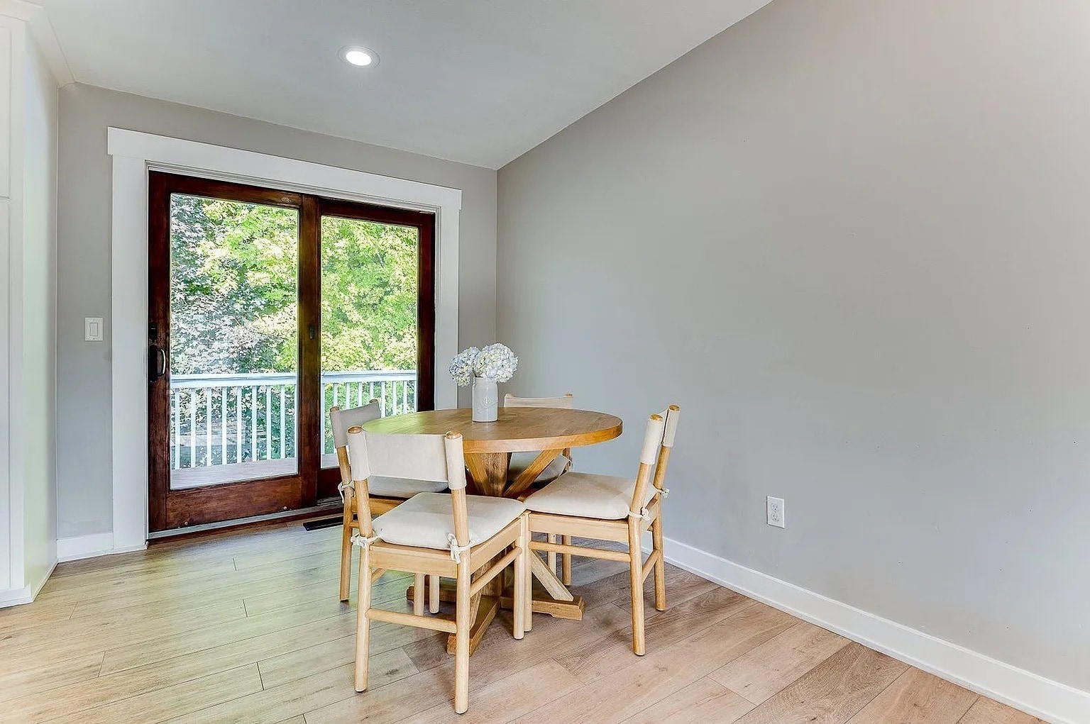 Building Photo - 13956 Brunswick Ave S