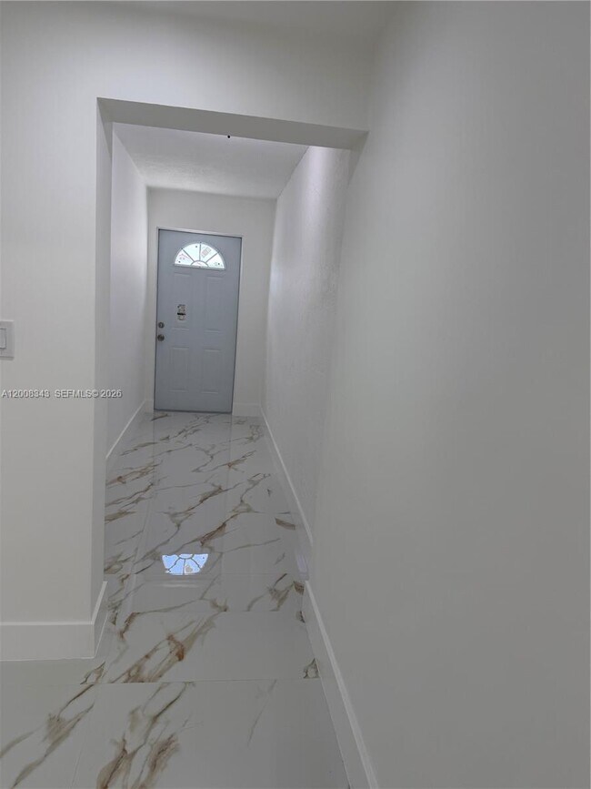 Building Photo - 2669 W 52nd St