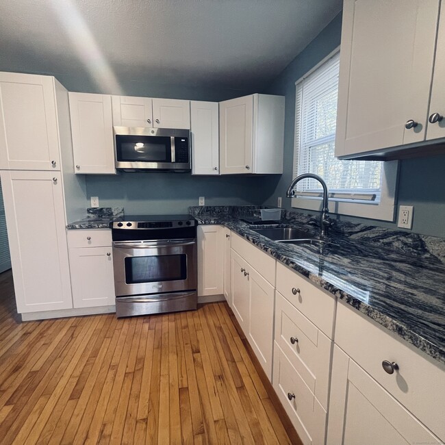 Building Photo - 205 Colonel Ledyard Hwy