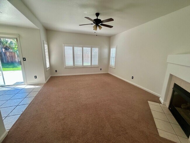 Building Photo - Great Home in a Wonderful Neighborhood in Tracy
