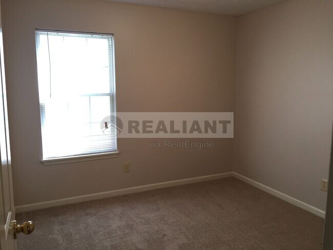 Building Photo - 1217 Morning Side Dr