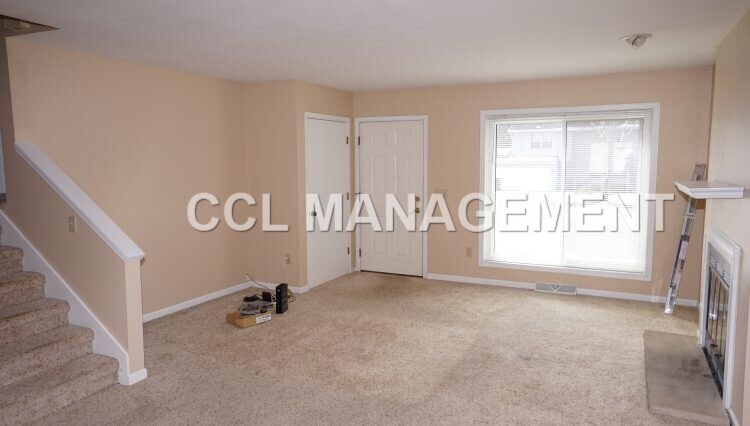 Building Photo - 2704 Norwich St