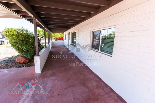 Building Photo - 6415 E Aspen Ave