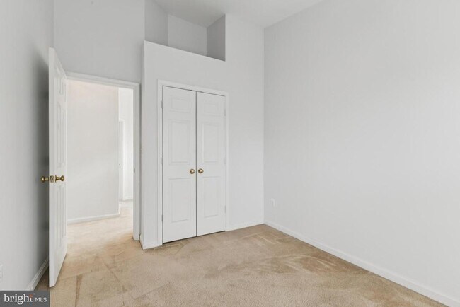 Building Photo - 12099 Wallower Way