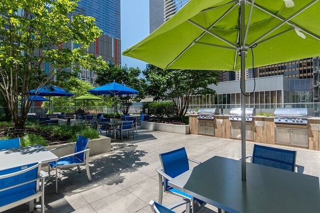 Building Photo - 323 E Wacker Dr