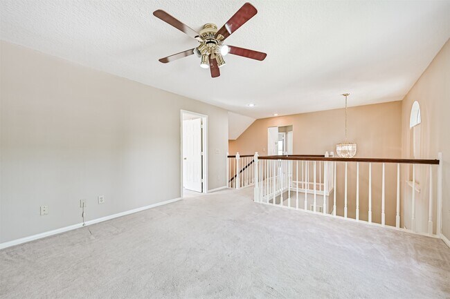 Building Photo - 4014 Ivywood Dr