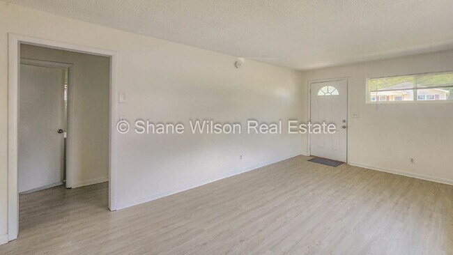 Building Photo - 2110 Appling St
