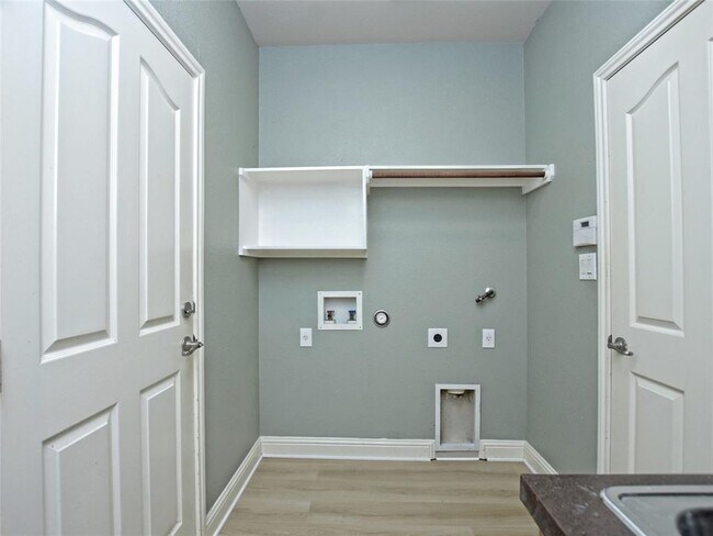 Building Photo - 15600 Prestancia Dr