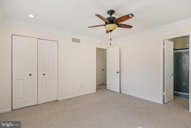 Building Photo - 510 Retford Dr