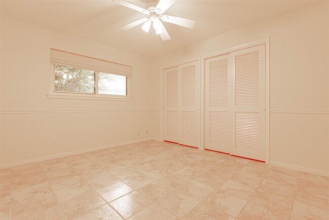 Building Photo - 13103 Rincon Dr
