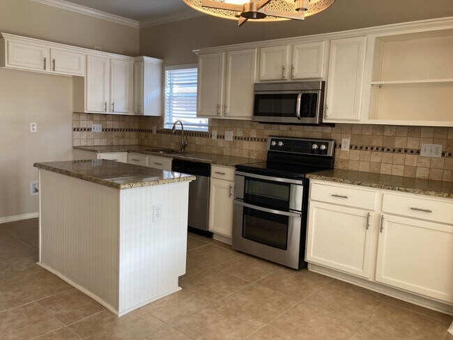 Building Photo - House For Lease in Allen