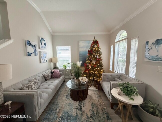 Building Photo - 6092 White Tip Rd