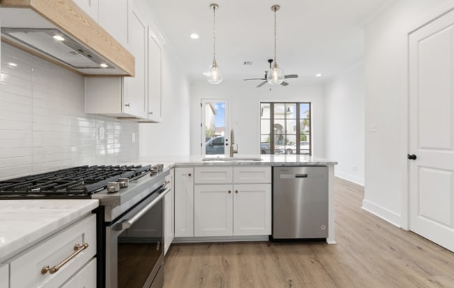 Building Photo - 115 Gaunt Lane #802