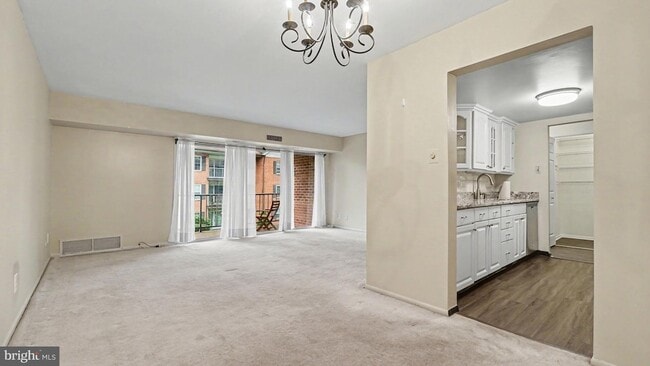 Building Photo - 349 Drummers Ln