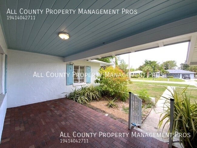 Building Photo - 4930 Bay Shore Rd
