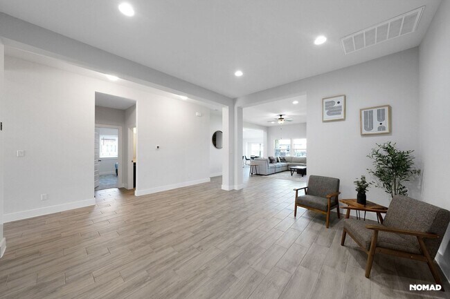 Building Photo - Stunning 4BR House in Leander