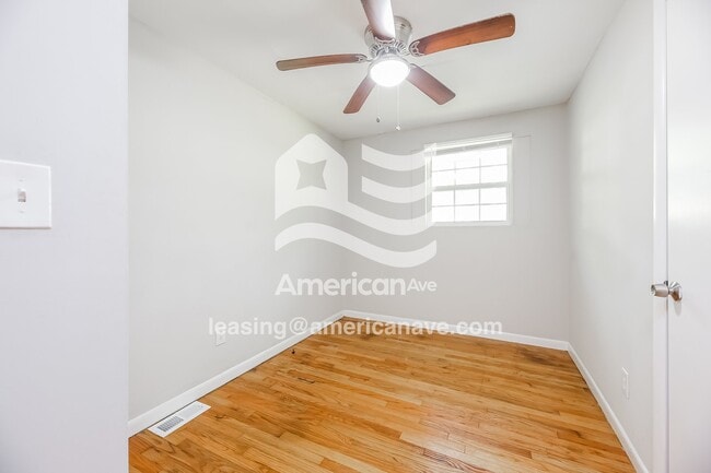 Building Photo - 2305 Standing Springs Rd