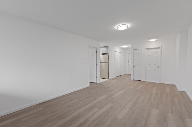 Building Photo - 270 Marin Blvd