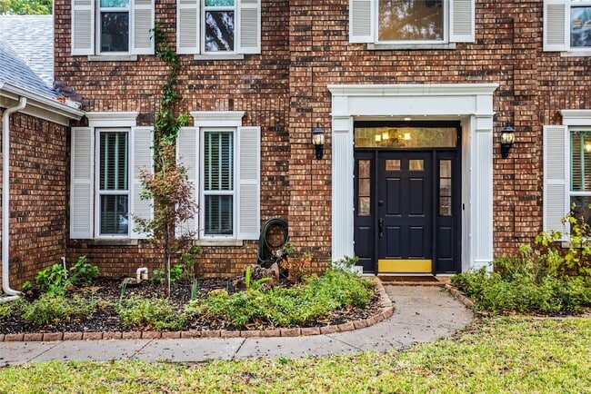 Building Photo - 5325 Cambridge Ct