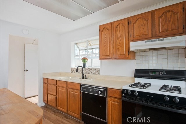 Building Photo - 1106 N San Gabriel Ave