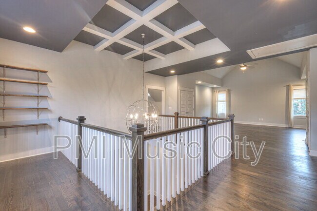 Building Photo - 1537B Battlefield Dr