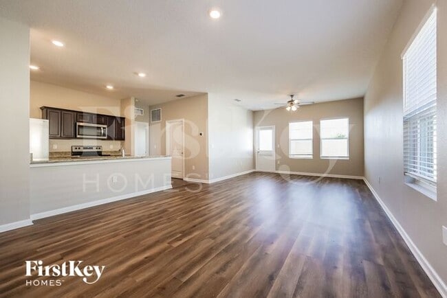 Building Photo - 837 Orchid Grove Blvd
