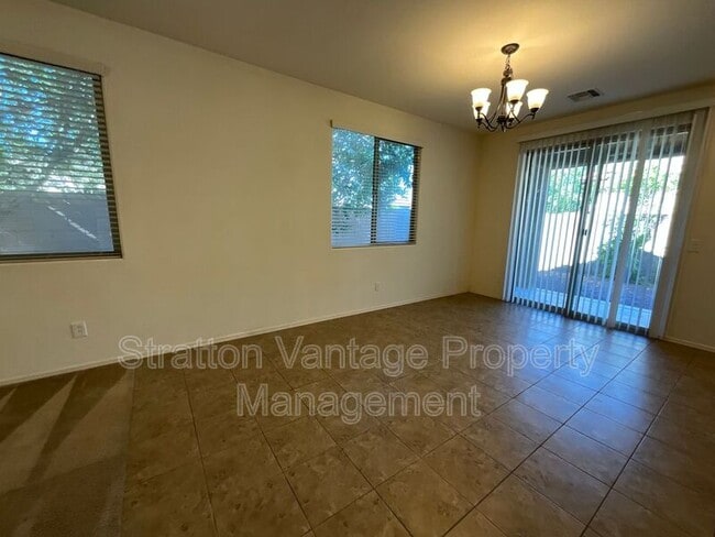 Building Photo - 3432 E Russell St