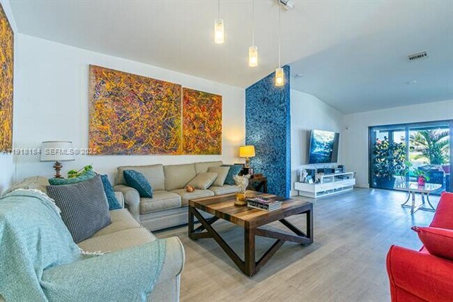 Building Photo - 12101 SW 135th Terrace