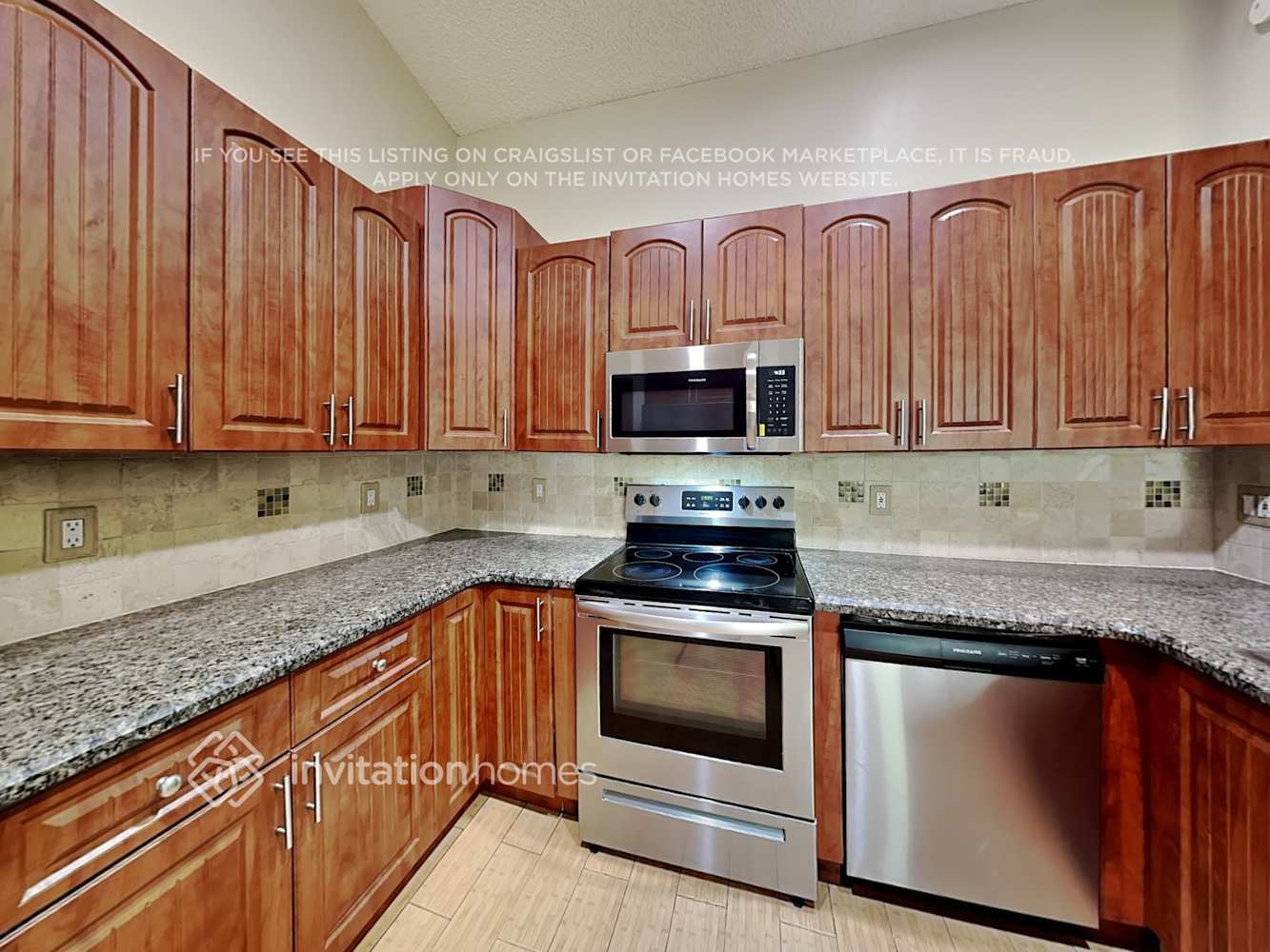 Building Photo - 1532 Salerno Cir
