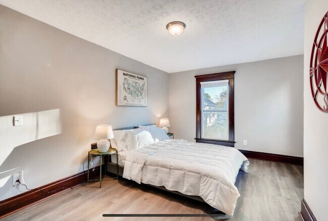 Bedroom #2 - 2409 Indianola Ave