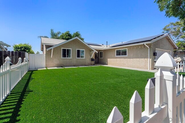 Building Photo - 4838 Mt St Helens Dr