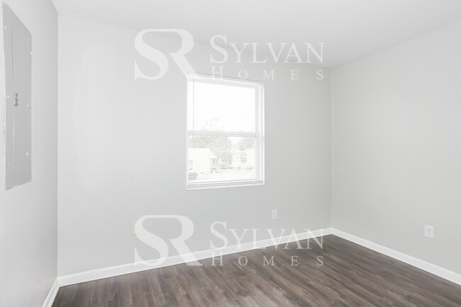Building Photo - The Lifestyle You Deserve.